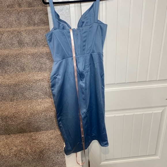 HOUSE OF CB Faye Satin Pleated Corset dress blue - Picture 10 of 14